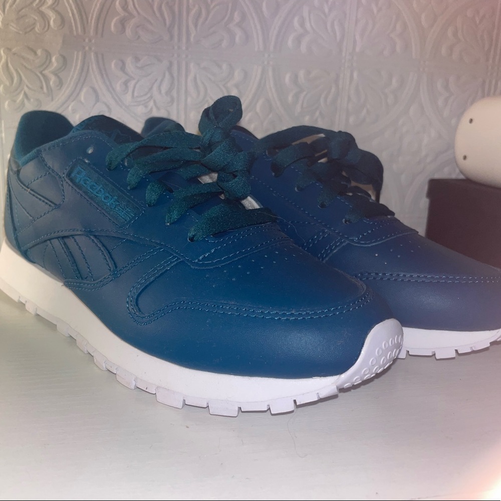 Teal reebox